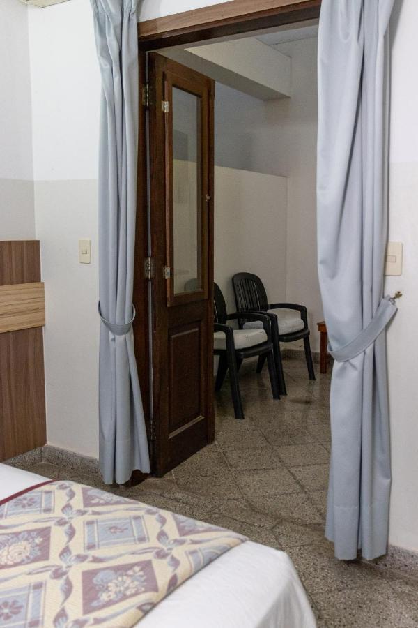 Das Heim Hotel Асунсион Екстериор снимка